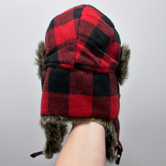 Plaid Winter Hat - Picture 2 of 5